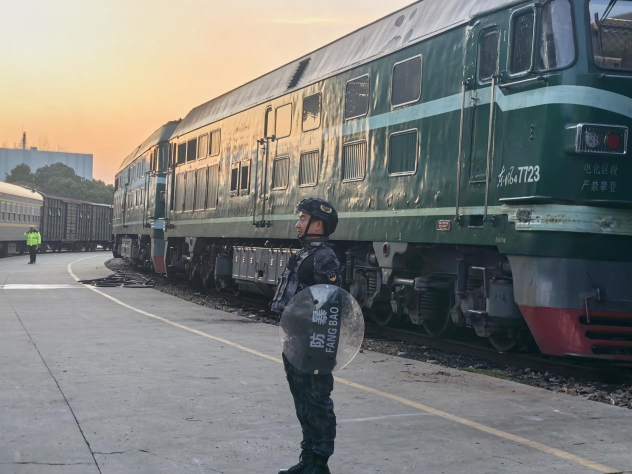 1763361592.png 1763361592.png